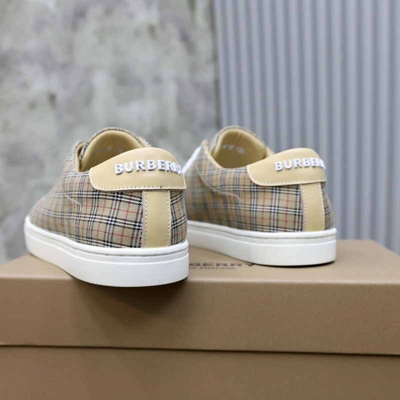 Burberry Sneakers